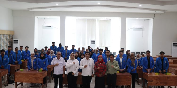 MAHASISWA MANAJEMEN FEB UMSU MELAKUKAN KEGIATAN KULIAH LAPANGAN KE DINAS KOPERASI DAN UMKM PROV. SUMUT