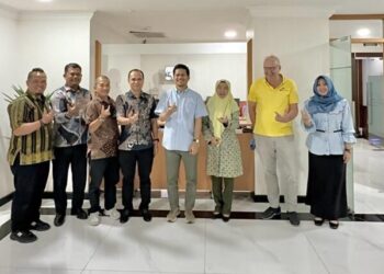 FGD DAN PENGUATAN LINK AND MATCH ANTARA FEB UMSU, PROGRAM DOKTOR MANAJEMEN DAN KADIN SUMATERA UTARA
