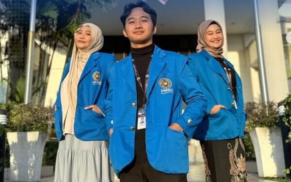 TIGA MAHASISWA MANAJEMEN FEB UMSU MENGIKUTI PROGRAM MOBILITY STUDENT DI MALAYSIA